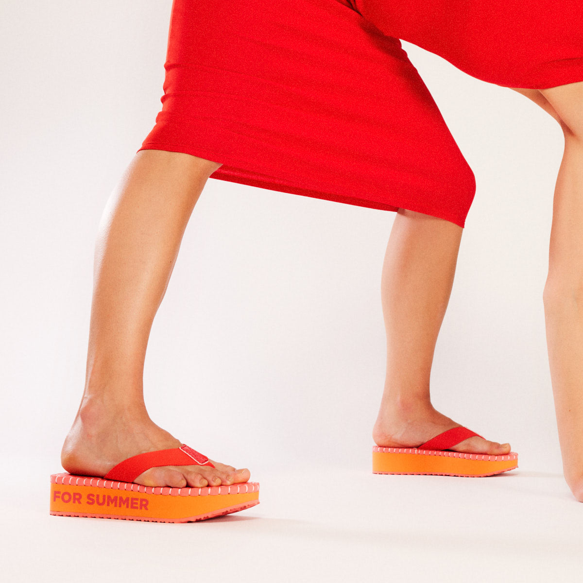 Verton women's coral sandals with straps and light soles