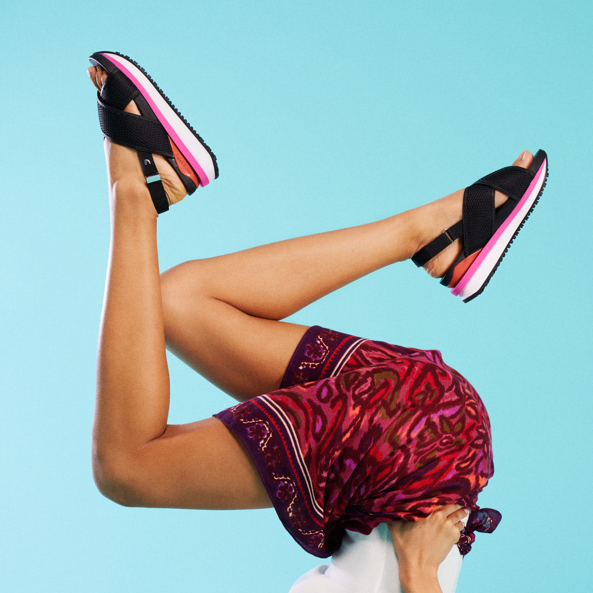 Caturai women's sporty black mesh sandals